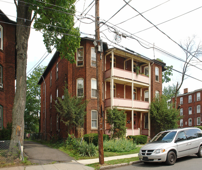 142-144 Babcock St in Hartford, CT - Building Photo - Building Photo