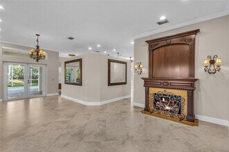 949 Tanglewood Cir in Weston, FL - Building Photo - Building Photo