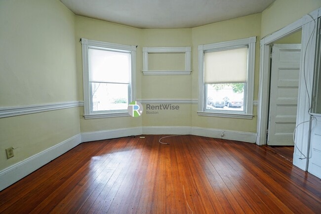 88 Gardena St in Boston, MA - Foto de edificio - Building Photo