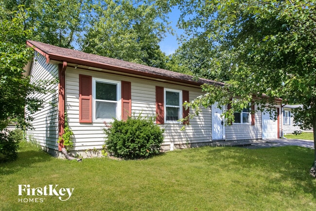 2910 Heatherlea Dr in Indianapolis, IN - Building Photo - Building Photo