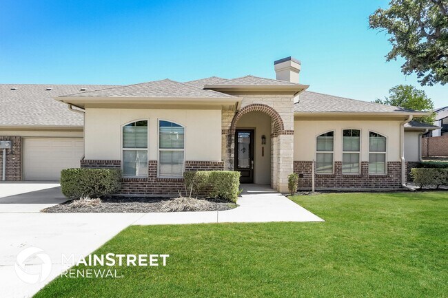 property at 8811 Creek Run Rd