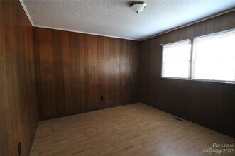 340 E Jefferson St in York, SC - Building Photo - Building Photo