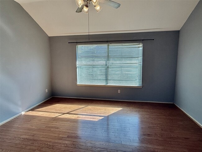 5218 Hill Timbers Dr