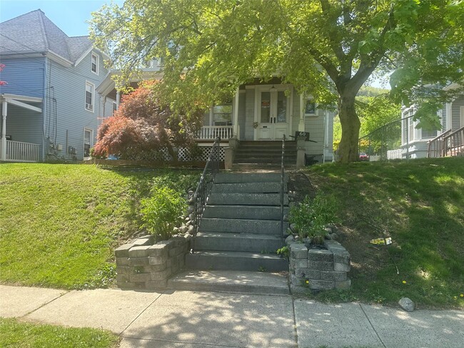 property at 60 Hudson Ave