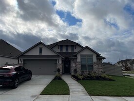 2302 Hazel Berry St in Manvel, TX - Building Photo