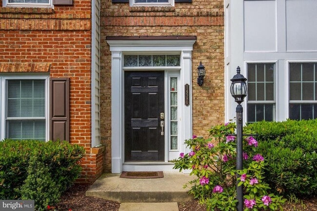 14580 Crossfield Way in Woodbridge, VA - Building Photo - Building Photo
