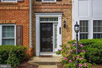 14580 Crossfield Way in Woodbridge, VA - Building Photo - Building Photo