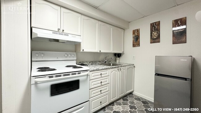 679 Central Park Blvd N in Oshawa, ON - Building Photo - Building Photo