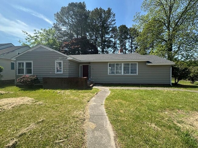 128 Market St in Onancock, VA - Building Photo - Building Photo