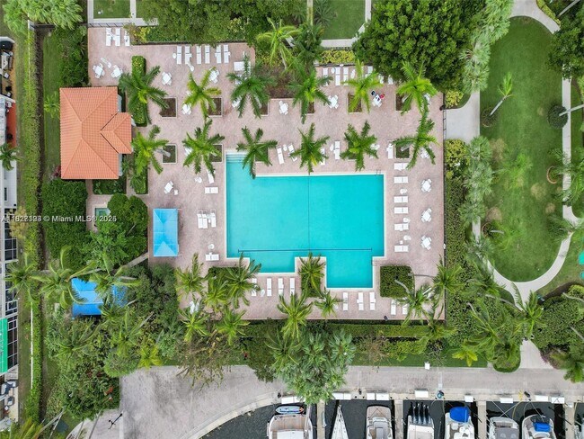 3640 Yacht Club Dr, Unit 503 in Aventura, FL - Foto de edificio - Building Photo