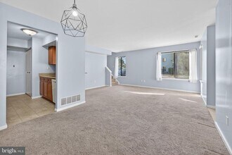 203 Gregorys Way in Voorhees Township, NJ - Building Photo - Building Photo