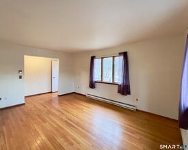 2 Camden Rd in Brewster, NY - Building Photo - Building Photo