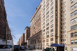 155 E 72nd St in New York, NY - Building Photo