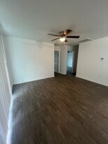 5230 Brightside View Dr, Unit 1 in Baton Rouge, LA - Building Photo - Building Photo