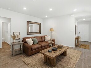 2856 Panther Spg in New Braunfels, TX - Building Photo - Building Photo