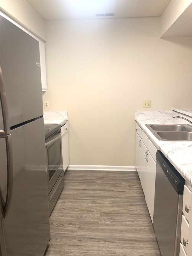 720 Powell Dr in Raleigh, NC - Building Photo - Building Photo