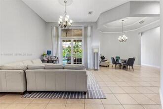 16418 NW 14th St in Pembroke Pines, FL - Building Photo - Building Photo