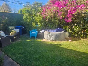 1499 Stearns Dr, Unit 1499 in Los Angeles, CA - Building Photo - Building Photo