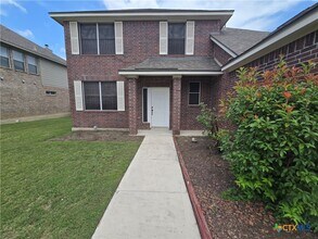 2043 Carlisle Castle Dr in New Braunfels, TX - Building Photo - Building Photo