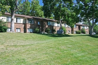 706wb in Littleton, CO - Building Photo - Interior Photo