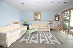 24109 64th Pl in Salem Lakes, WI - Foto de edificio - Building Photo