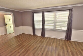 1629 Bridgedale Dr in Rocky Mount, NC - Foto de edificio - Building Photo