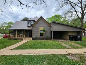 401 N Polk St in Tullahoma, TN - Building Photo - Building Photo