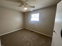 735 N Main St photo'