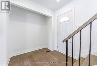 4 Hardcastle Ct in Brampton, ON - Building Photo - Building Photo