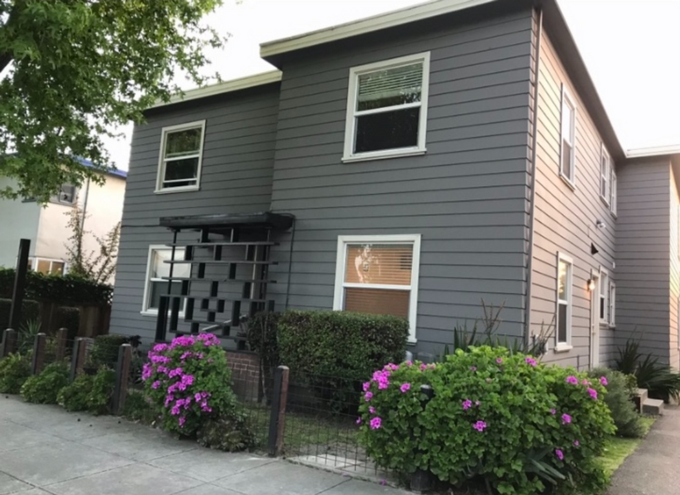 5643 Telegraph Ave in Oakland, CA - Building Photo
