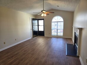 204 Tipchik Dr in Lexington, KY - Building Photo - Building Photo