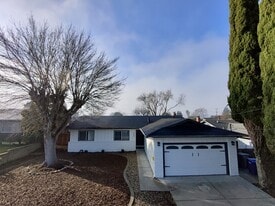 2361 Panoramic Dr in Concord, CA - Building Photo