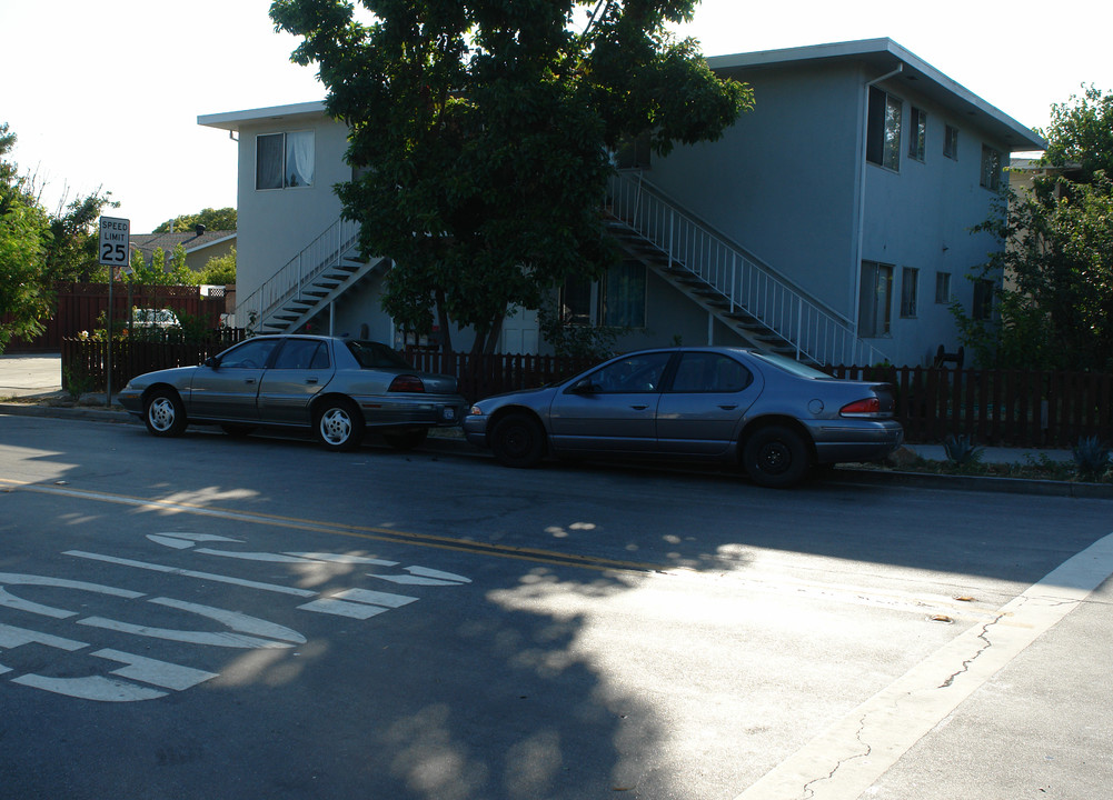 549 Worley Ave in Sunnyvale, CA - Building Photo