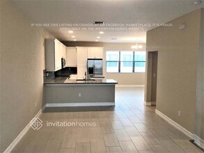 11671 SW 13th Ct in Pembroke Pines, FL - Building Photo - Building Photo