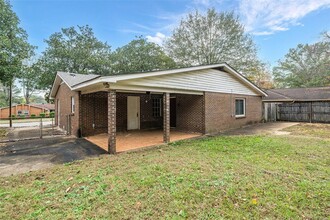 6215 Gladstone Dr in Montgomery, AL - Building Photo - Building Photo