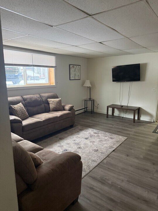 3748 Swanson Ave in Fairbanks, AK - Building Photo