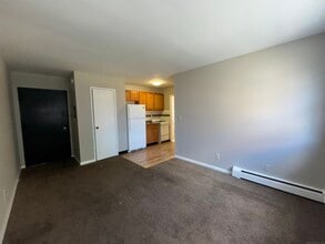 145 Cowles St in Bridgeport, CT - Building Photo - Building Photo
