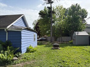 944 E Mifflin St in Madison, WI - Building Photo - Building Photo