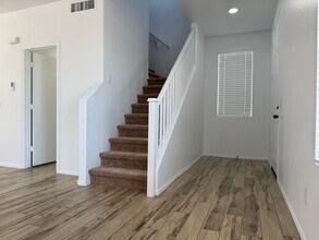 5223 W Raymond St in Phoenix, AZ - Building Photo - Building Photo