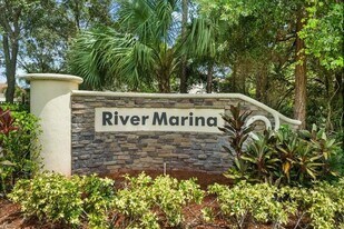 3047 SW Otter Ln in Stuart, FL - Building Photo