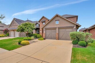 855 Forest St in Aubrey, TX - Building Photo - Building Photo