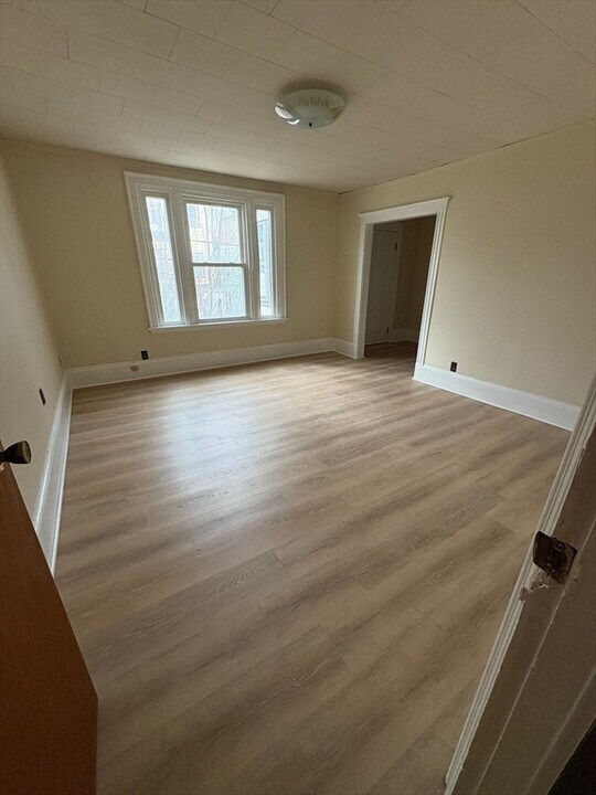 105 Orange St in Chelsea, MA - Building Photo