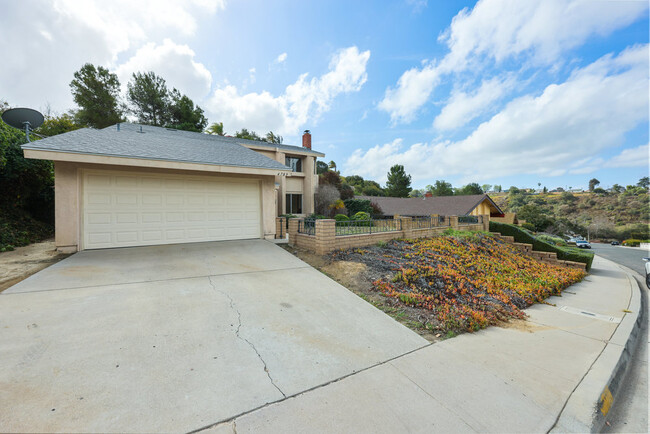 4789 Mt Ashmun Dr in San Diego, CA - Building Photo - Building Photo