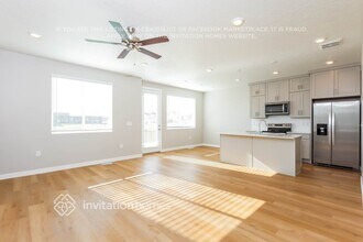 6054 Lower Brk Ln in West Jordan, UT - Building Photo - Building Photo
