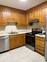 25 Old Turnpike Rd in Southington, CT - Building Photo - Building Photo