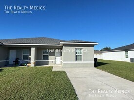 765 Platypus Ct in Kissimmee, FL - Building Photo