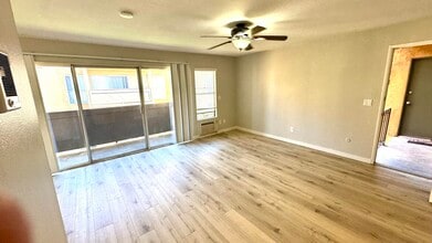 6901 Alvarado Rd in San Diego, CA - Building Photo - Building Photo