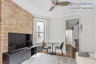 250 Mott St in New York, NY - Building Photo - Building Photo