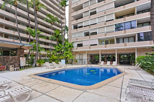 1720 Ala Moana Blvd in Honolulu, HI - Building Photo - Building Photo