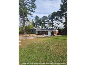 6905 Pine Creek Ct in Fayetteville, NC - Building Photo - Building Photo